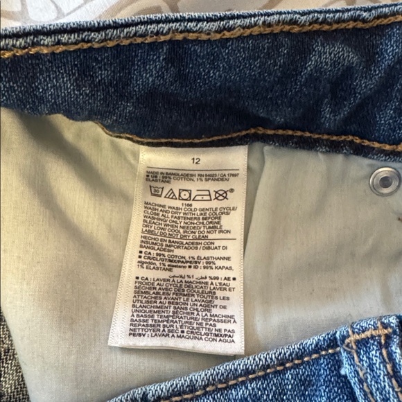 Old Navy Higher High Rise Sky Hi A Line Woman’s Shorts - Picture 5 of 8